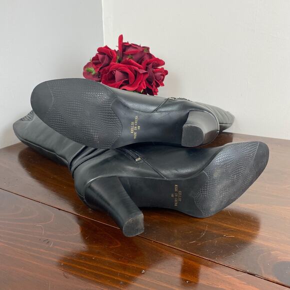 Apostrophe Women’s Black Leather Knee High Boots Size 8 Side Zip Buckle - Picture 8 of 8